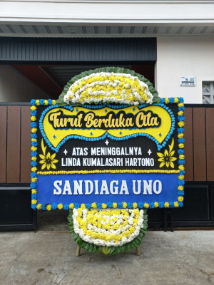 Papan Bunga Duka di Nakama